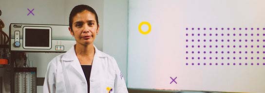 Fotografía de especialista en urología en un Centro Teletón