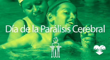Imagen con todo en filtro verde de un niño y su mamá en taque de hidroterapia y encima el texto Día de la Parálisis Cerebral